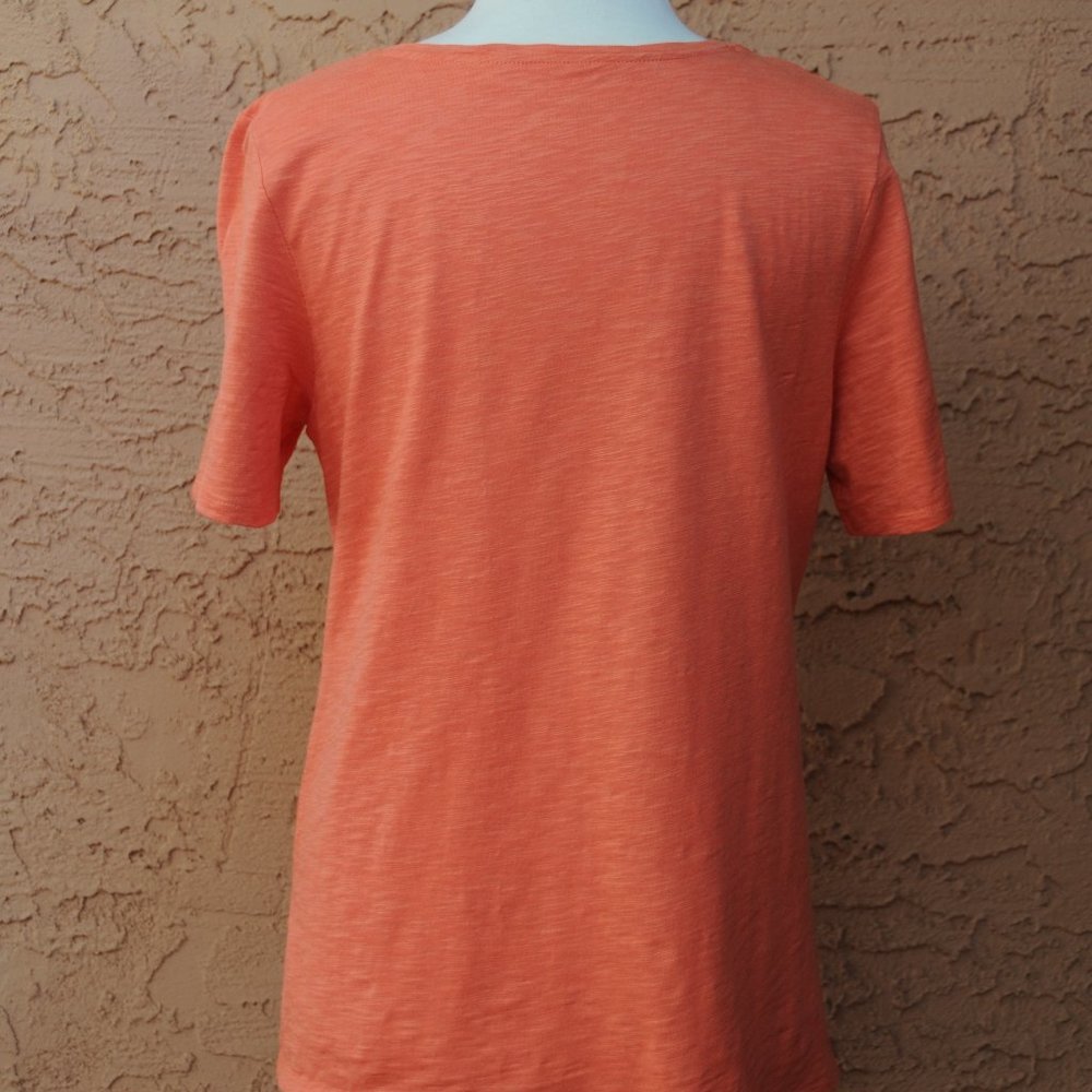 Chico's T shirt - Picture 4 of 6
